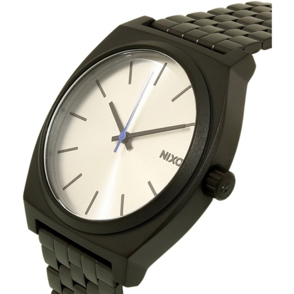 NIXON WATCH ✨🕶 - Picture 3 of 3